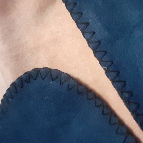 Vintage Breakfast at Tiffany's throw blanket - Picture 6 of 6